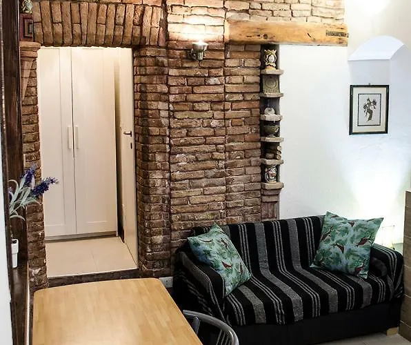 Medieval Tatil Evi Bolonya